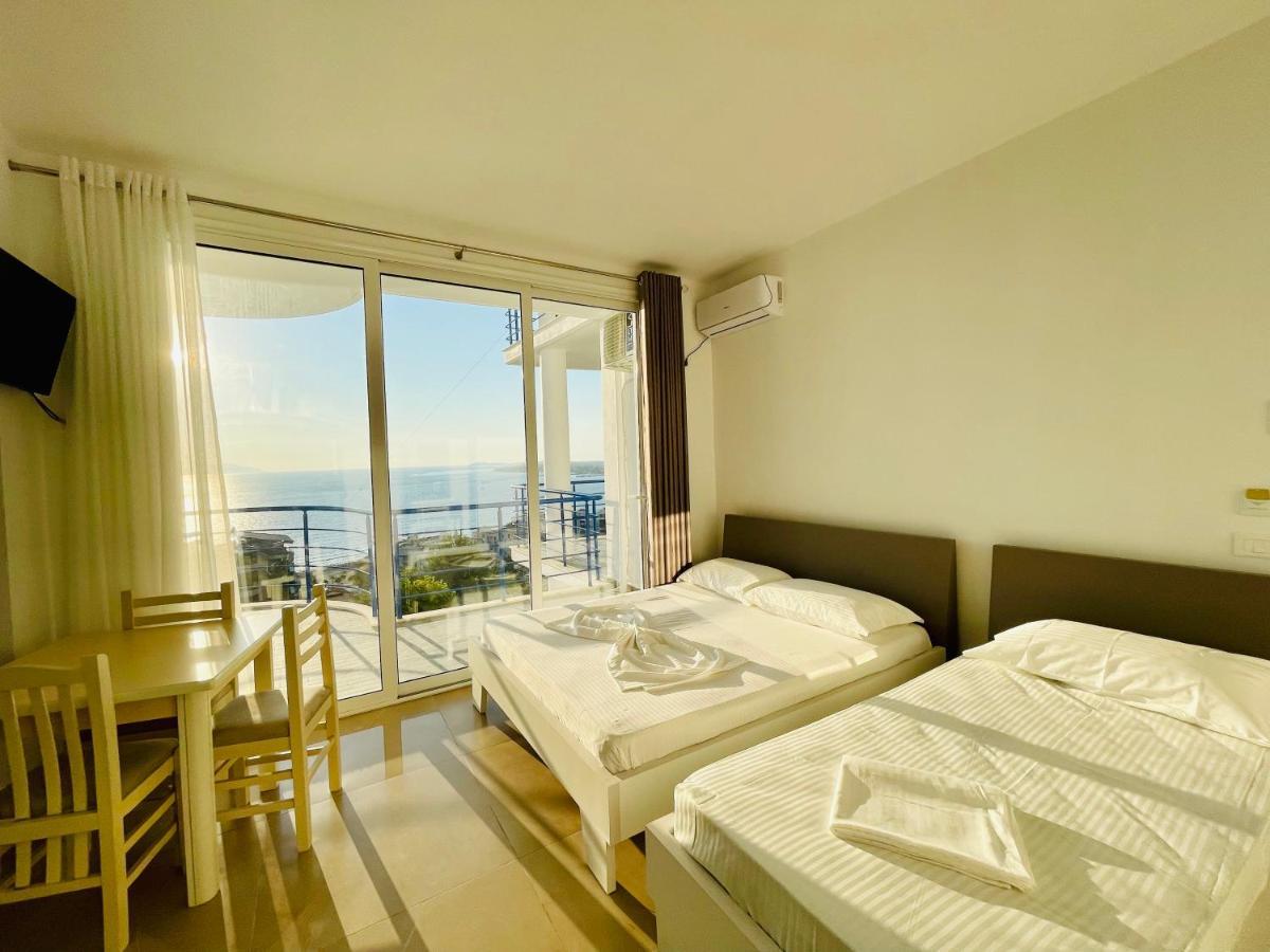 Jico Travel - Villa Colombo Wlora Zewnętrze zdjęcie